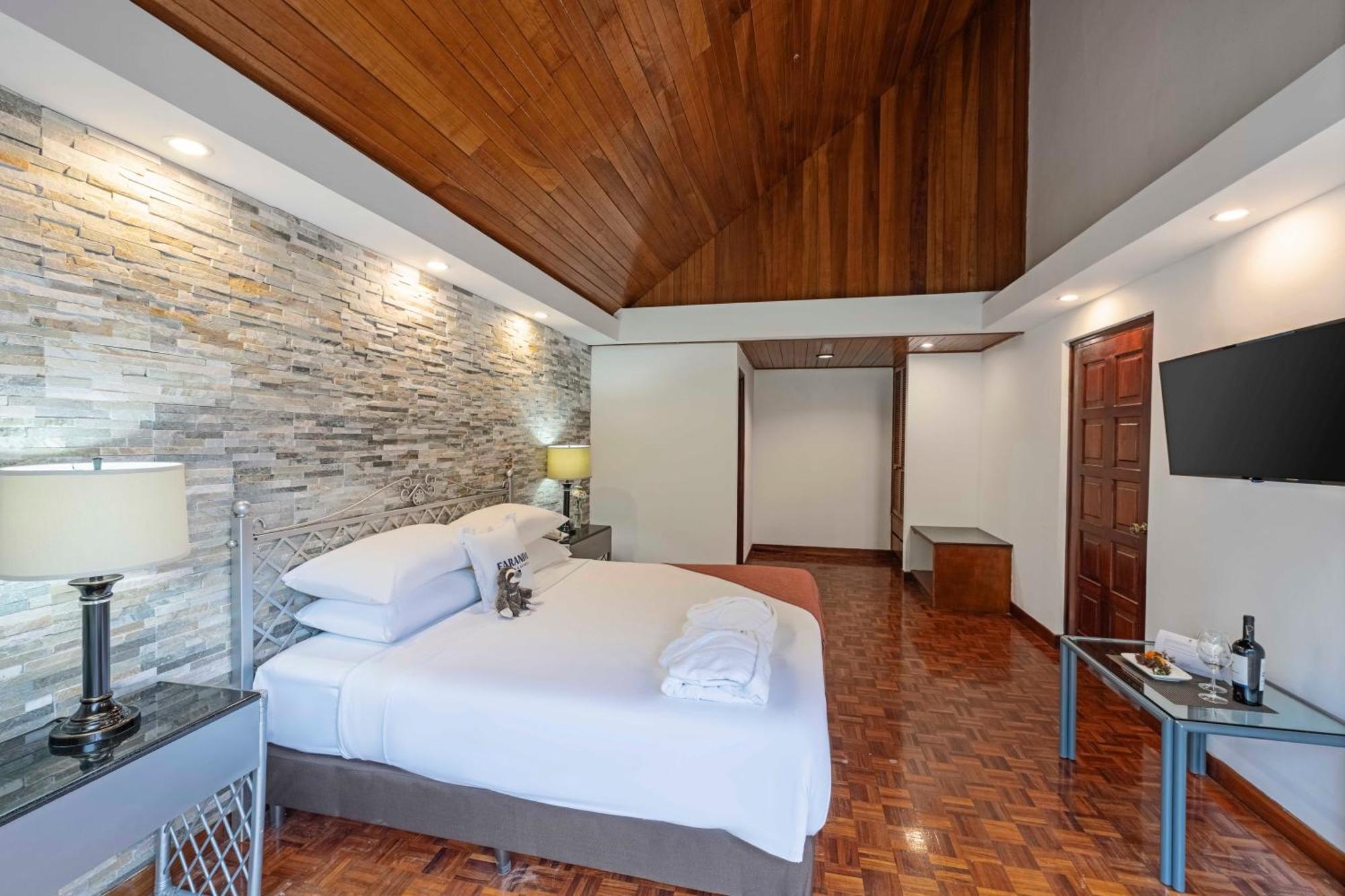 Hotel Bambito By Faranda Boutique, A Member Of Radisson Individuals Paso Ancho Exterior photo