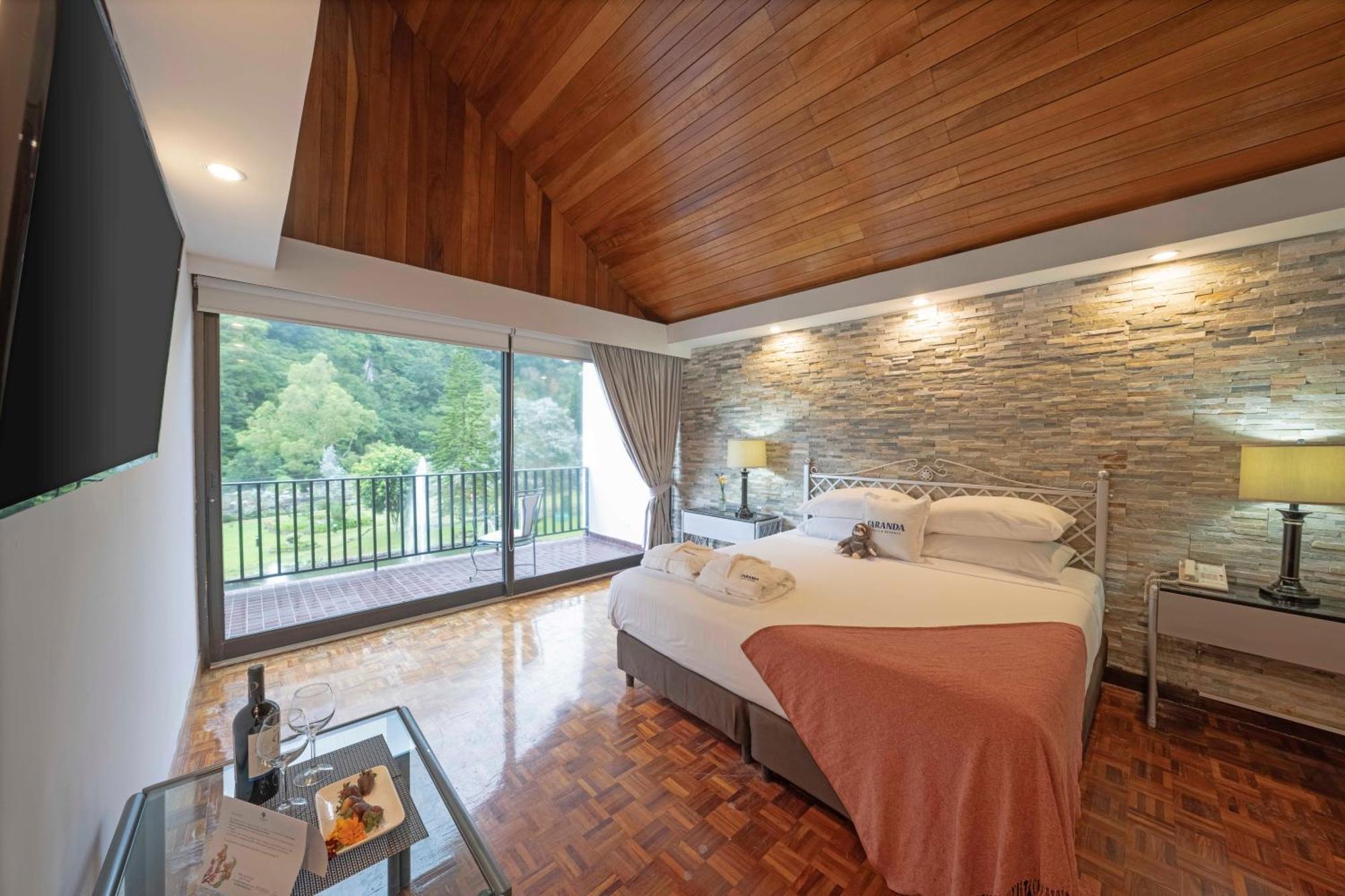 Hotel Bambito By Faranda Boutique, A Member Of Radisson Individuals Paso Ancho Exterior photo